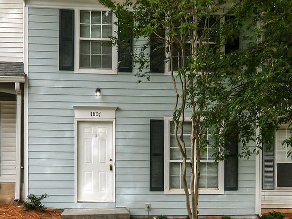 2nd image of 1807 Queen Anne Ct #1807