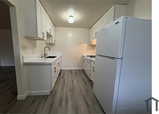 113 Cedar St #4 — Photo 7