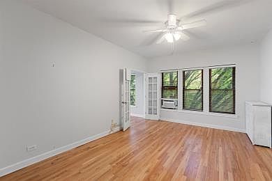 4th image of 1518 W Belle Plaine Ave #3