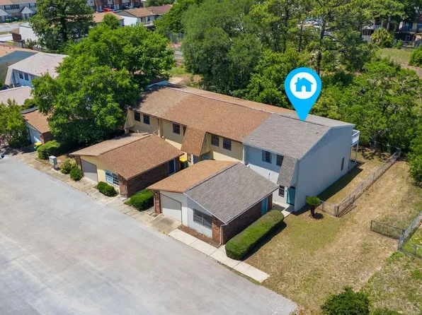 37 12th St, Shalimar, FL 32579