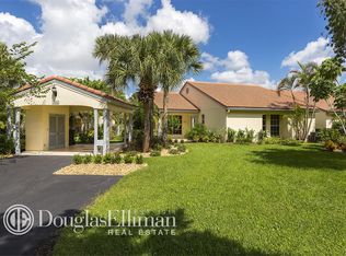 2224 Las Casitas Dr, Wellington, FL 33414