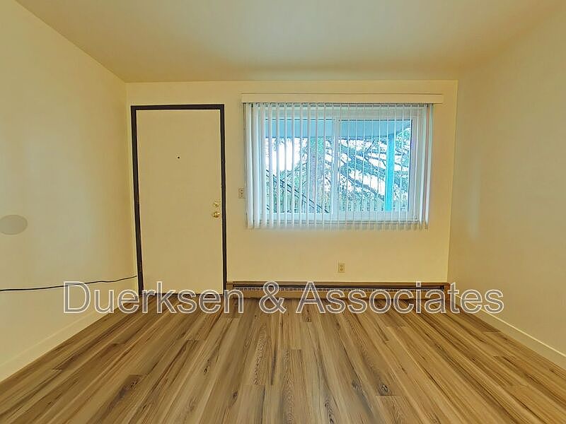 2nd image of 697 Jefferson St SE #7