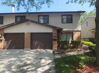 18553 Meadow Ln, Hazel Crest, IL 60429