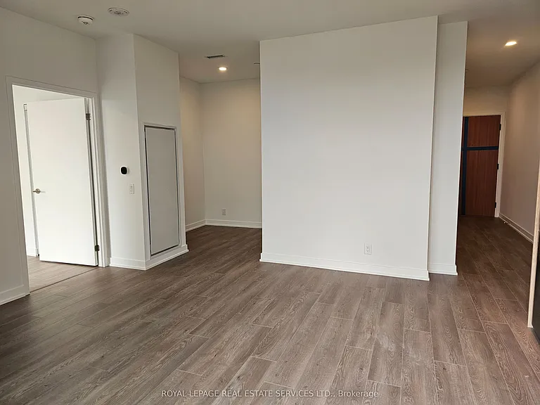 1660 Bloor St W #1214 — Photo 6