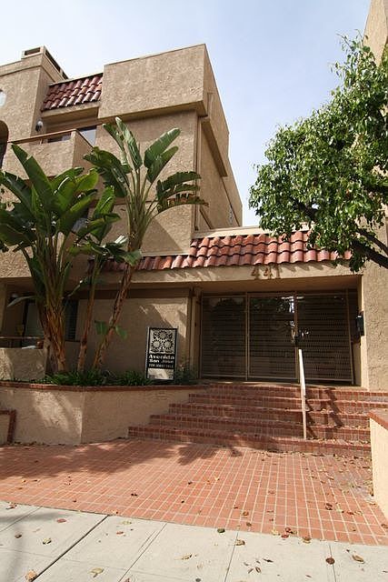 1st image of 441 E San Jose Ave Unit 303
