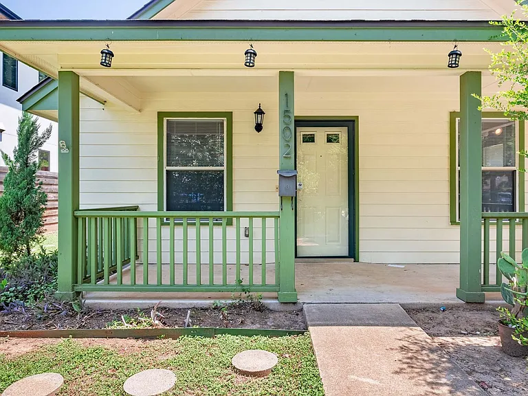 1502 Garden St — Photo 21