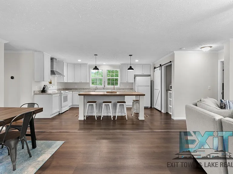505 Almond Ct — Photo 5