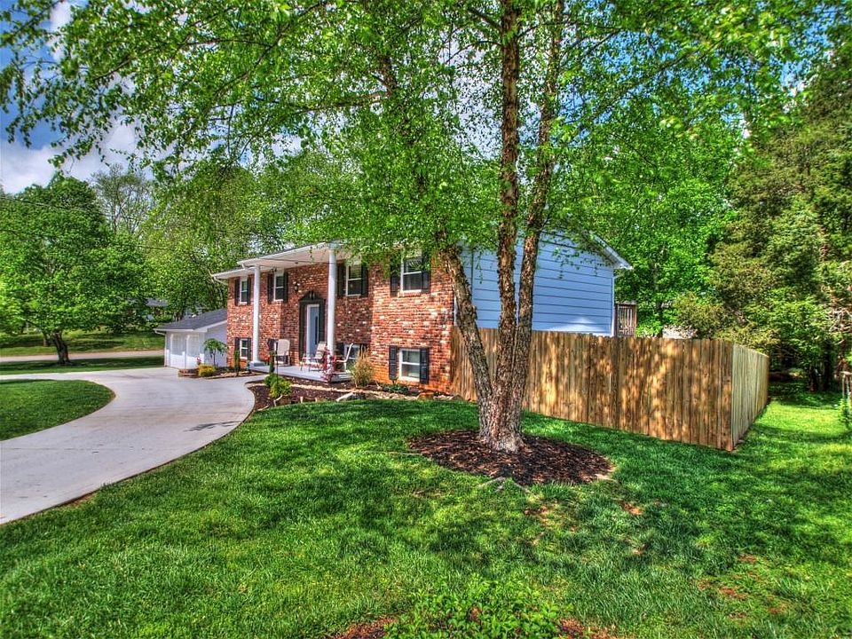1st image of 9021 Tyrone Dr