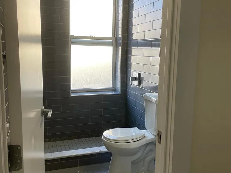408 W 128th St #40B — Photo 3