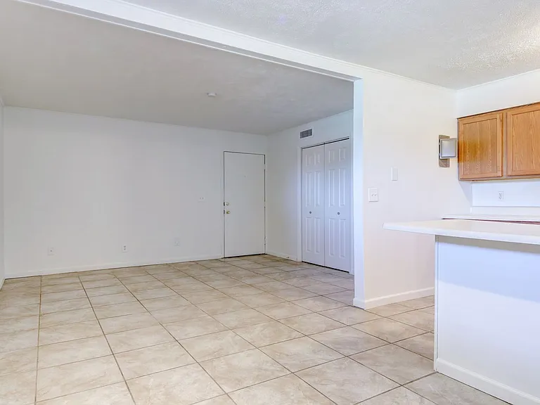 717 Fairmont Dr — Photo 51