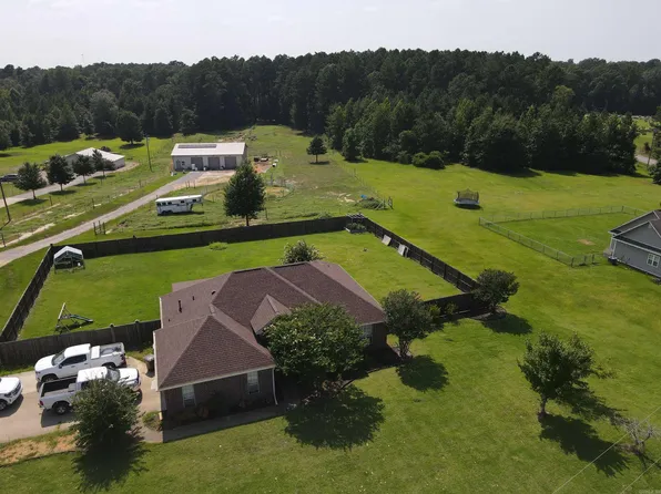 10 Lauren Loop, Sheridan, AR 72150