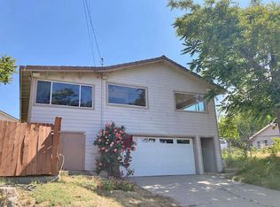 14971 Sunnydale Dr, Lake Hughes, CA 93532