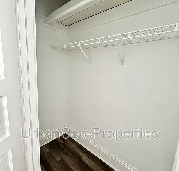417 4th St N #301 — Photo 7