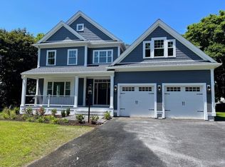 13 Appletree Ln, Lexington, MA 02420