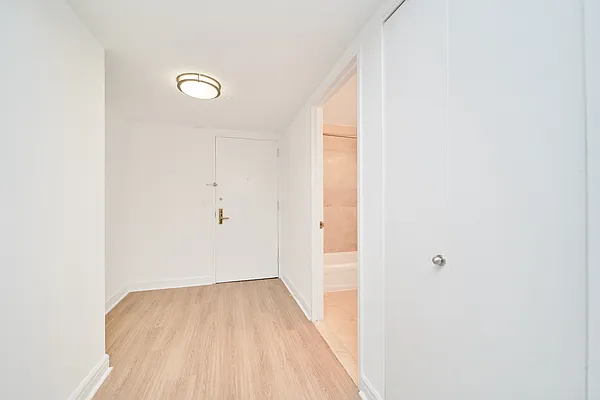 Rented by Living New York | media 16