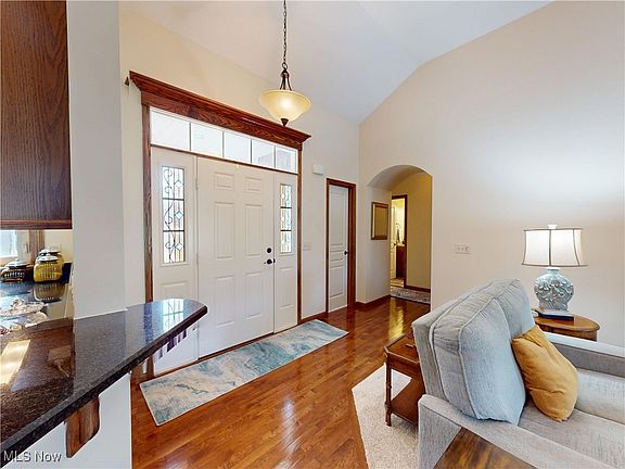 5th image of 8737 Wild Flower Way
