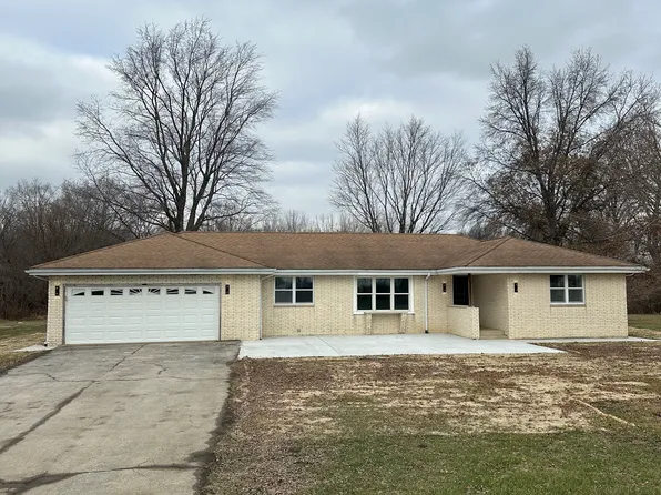 60 W Dupont Rd, Morris, IL 60450