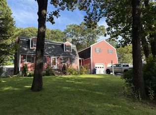 2 Stonehedge Cir #A, Billerica, MA 01821