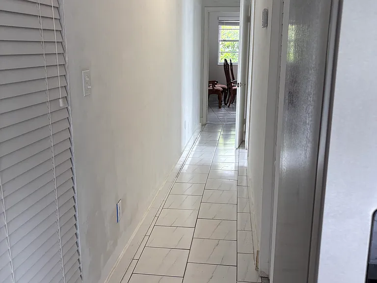 4440 SW 98th Ave #1 — Photo 4