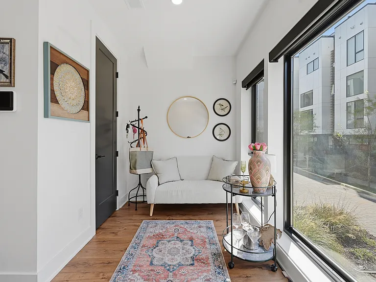 512 Gordon St — Photo 31