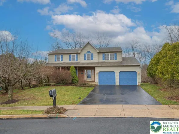 40 Elk Ct, Reading, PA 19606