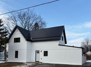 10 Alfred St #A, Quinte West, ON K8V 2B1