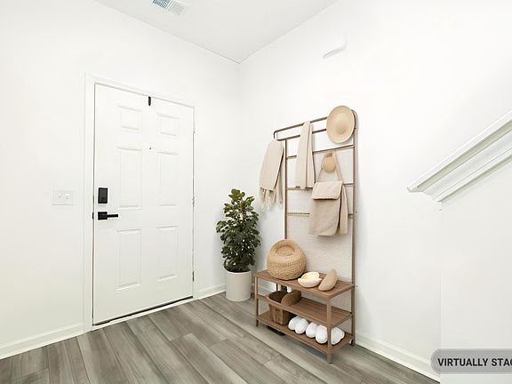 4th image of 4415 Ocean Farm Dr