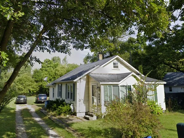 5441 Collingwood Ave, Kalamazoo, MI 49004
