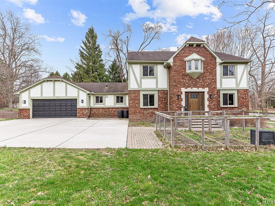 1st image of 3755 Tremont Ln
