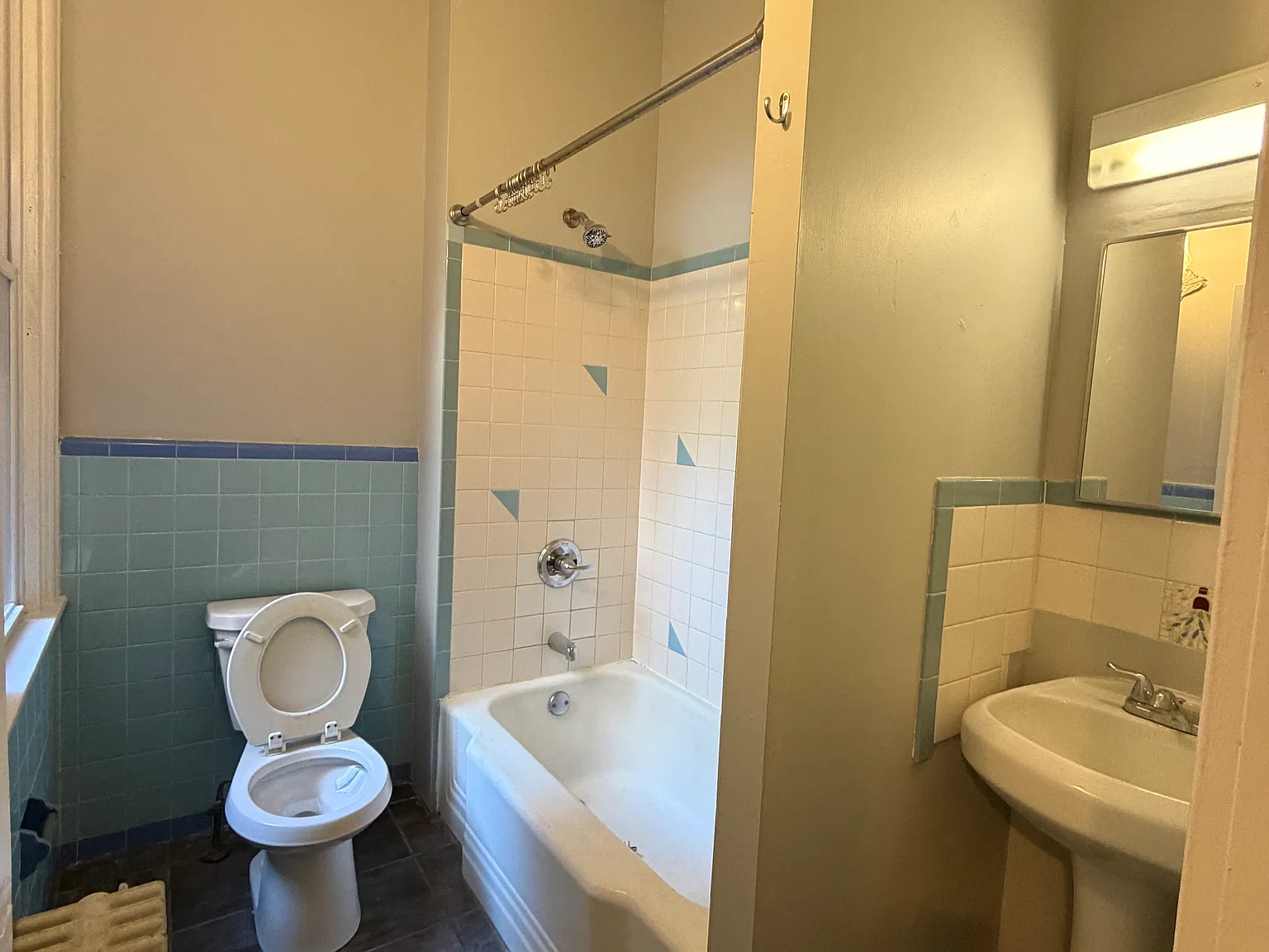1 bed, 750 sqft, $1,875 — Photo 4