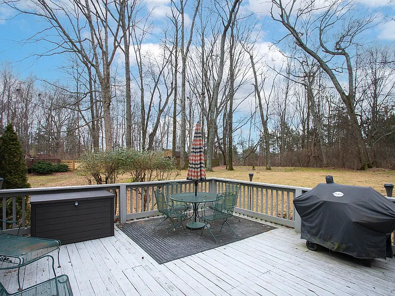 1508 Clover Ct — Photo 43