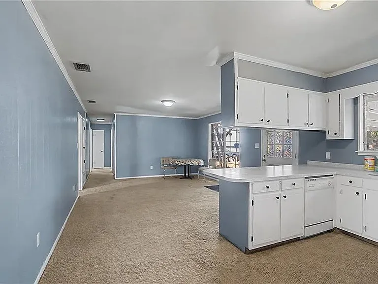 6258 Western Hills Ave — Photo 14