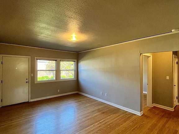 5th image of 6345 N Albina Ave APT 2
