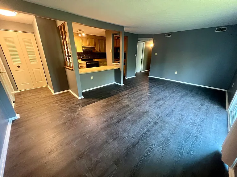 6322 Patrick Henry Dr — Photo 3