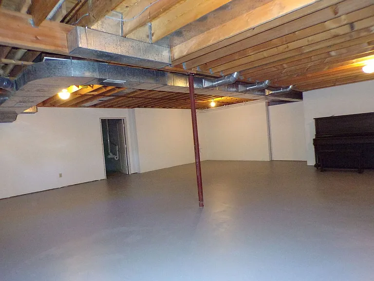 4015 Holiday North Ct — Photo 24