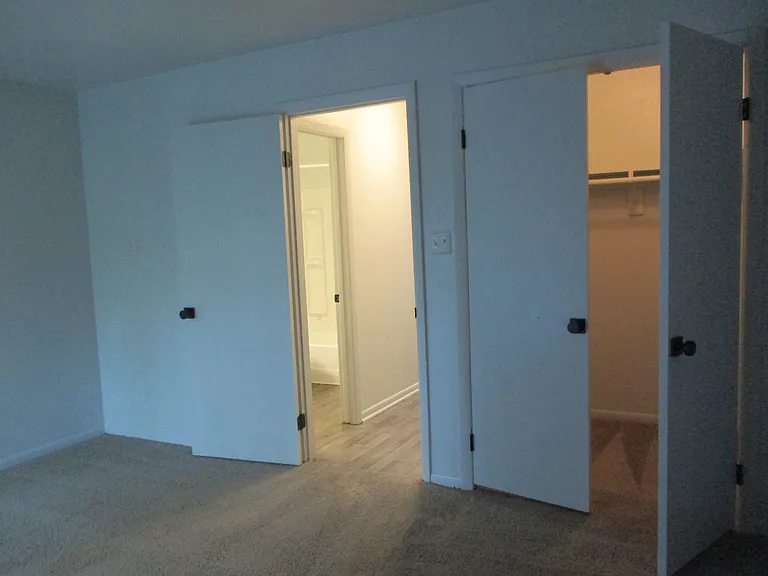 905 Barberton Ct #207 — Photo 13