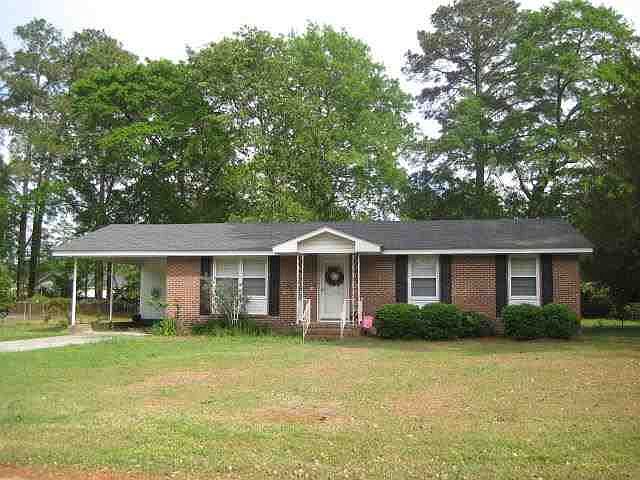 1st image of 1800 Longwood Dr