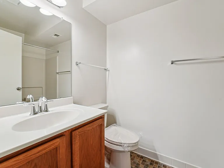 Country Meadows Apartments — Photo 83