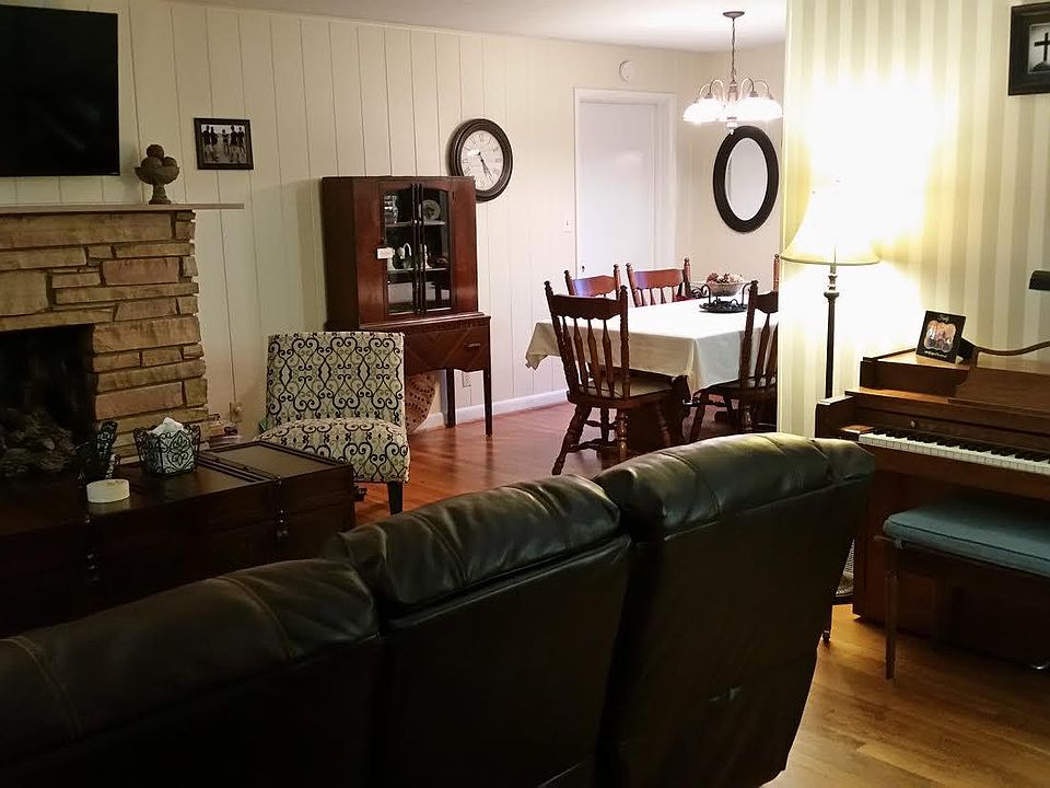 1st image of 532 S Fort Dr