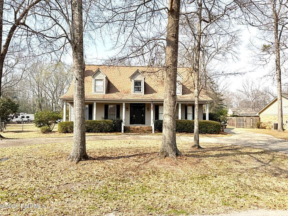 2nd image of 508 Betty Cir