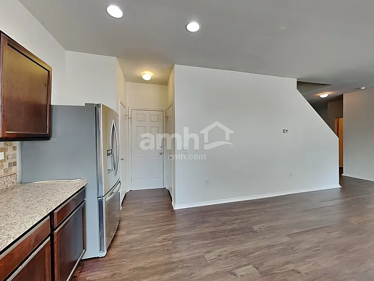 4430 Kiddle Ln — Photo 5