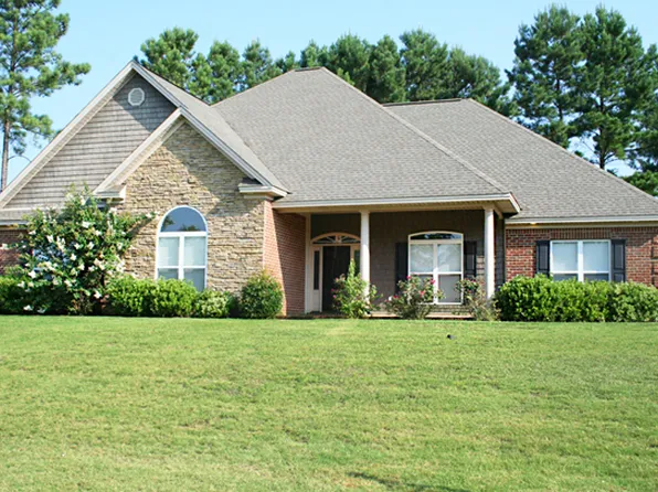 169 Walnut Point Dr, Wetumpka, AL 36093
