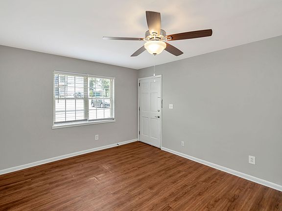 4th image of 1416 13th St S #1416