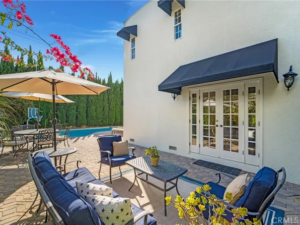 1867 Samar Dr, Costa Mesa, CA 92626