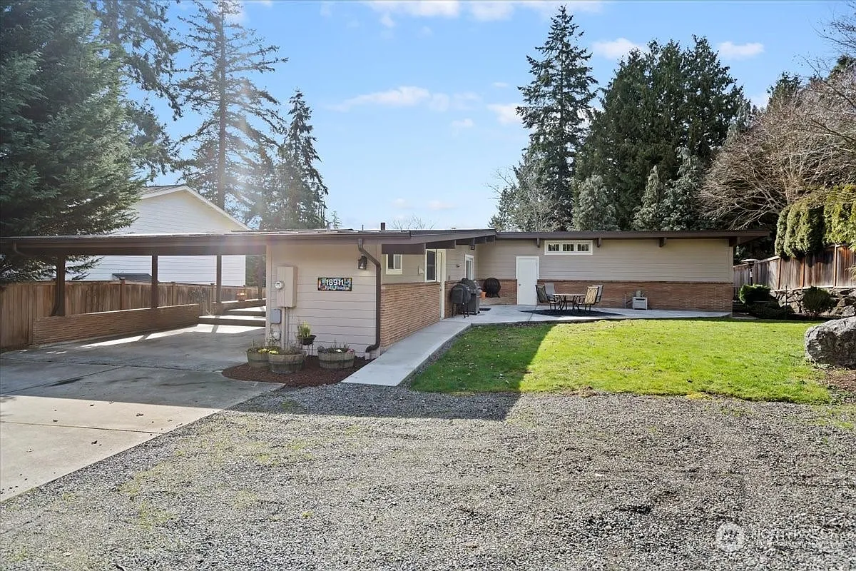 18911 Ross Road photo 1