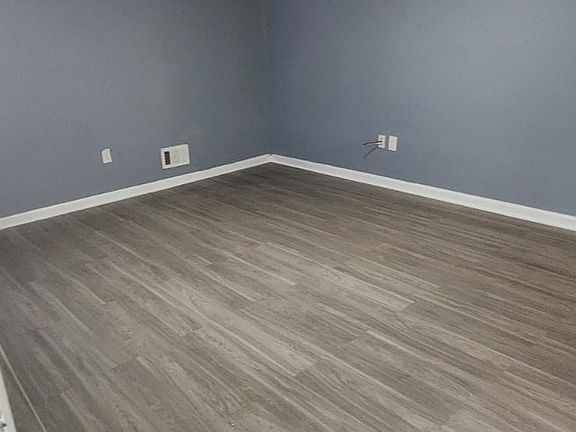 2nd image of 16 Mast Dr