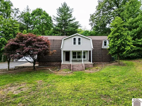 65 Country Club Est, La Center, KY 42056