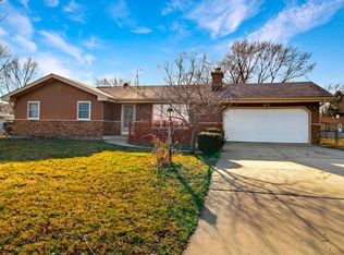 813 Bronk Rd, Joliet, IL 60404