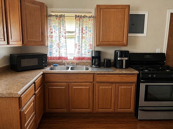 2nd image of 6369 Harold St #1