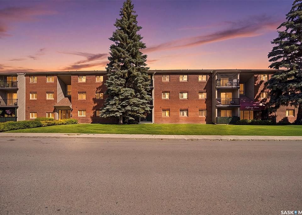 1st image of UNIT 40-4219 Degeer STREET